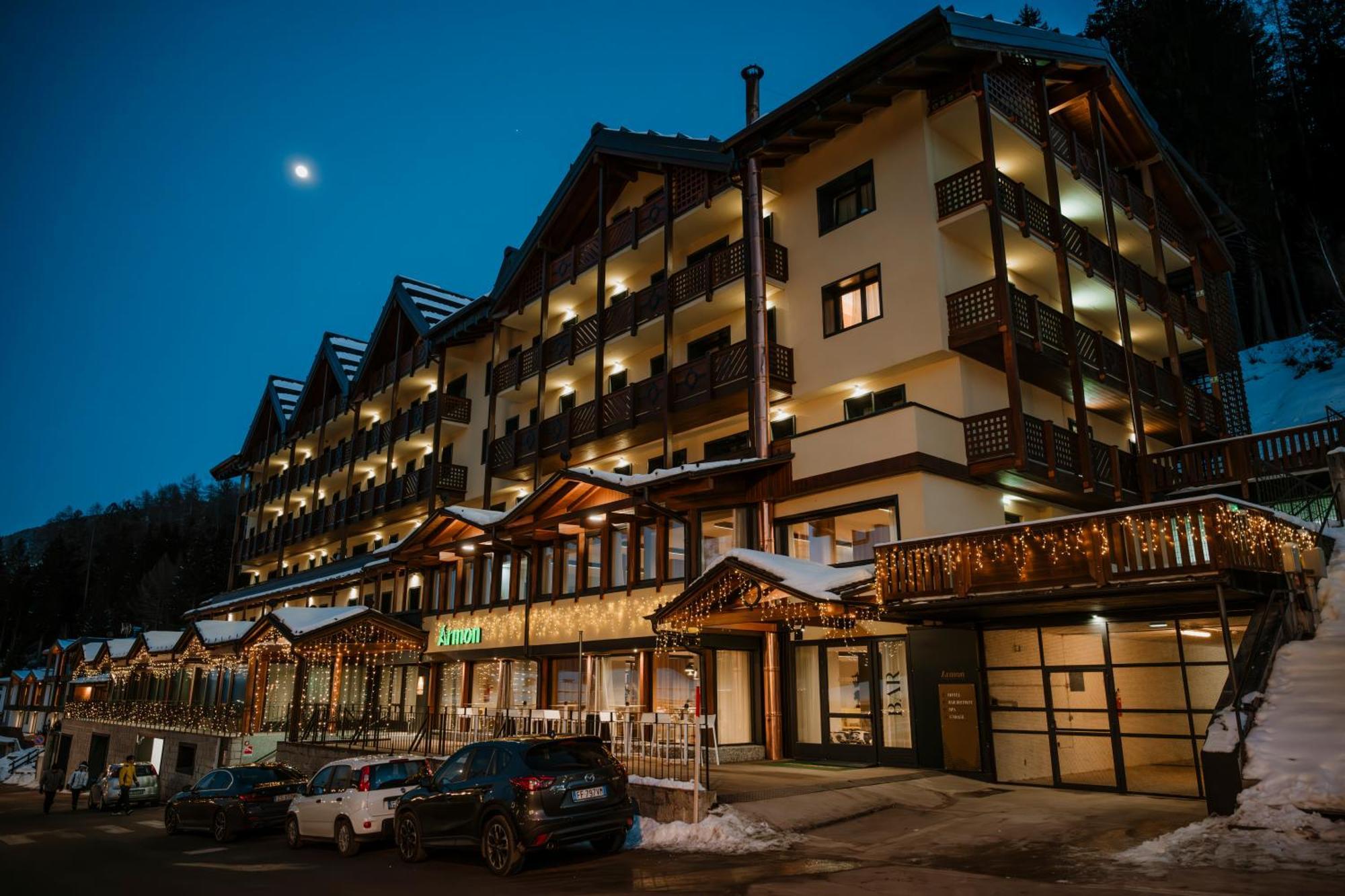 Hotel Annamaria Folgarida Exterior foto